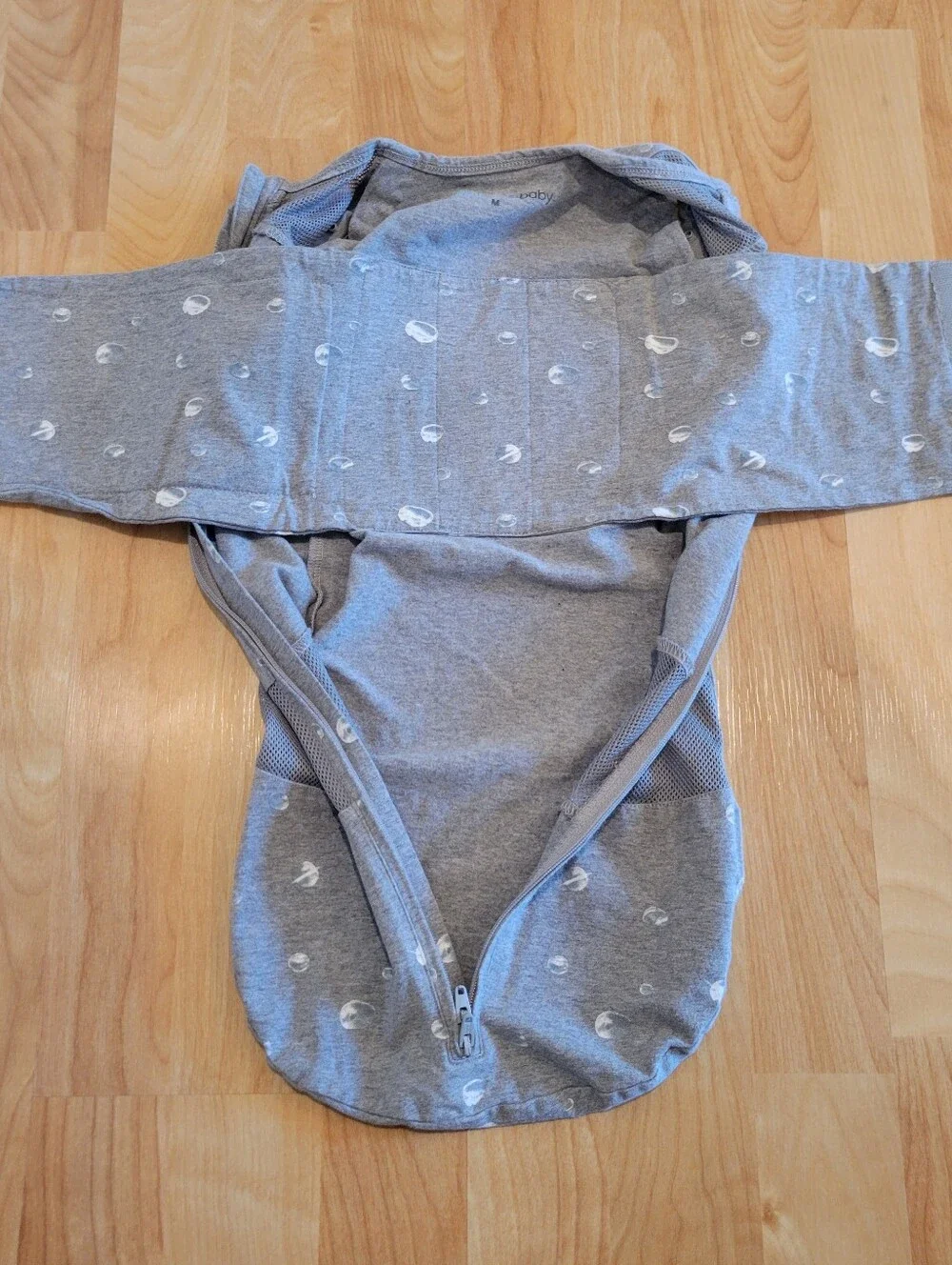 Happiest Baby Sleepea Swaddle Sleep Sack Charcoal Planets Size Medium 2-4 Months